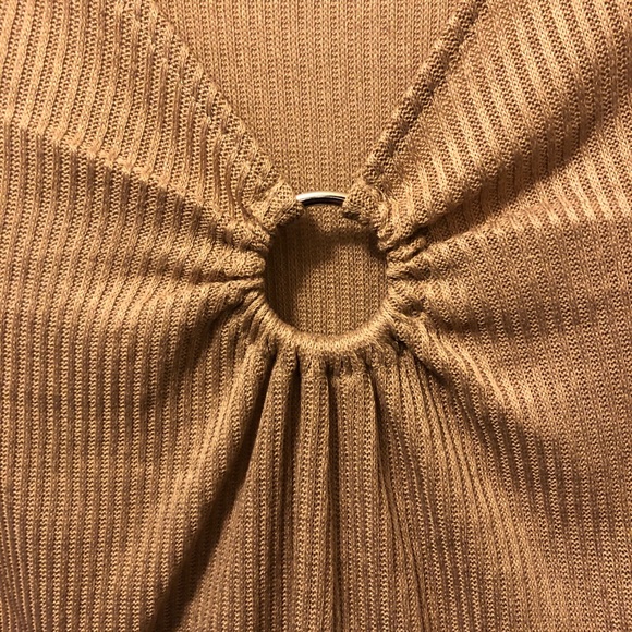 H&M Top - Picture 3 of 5